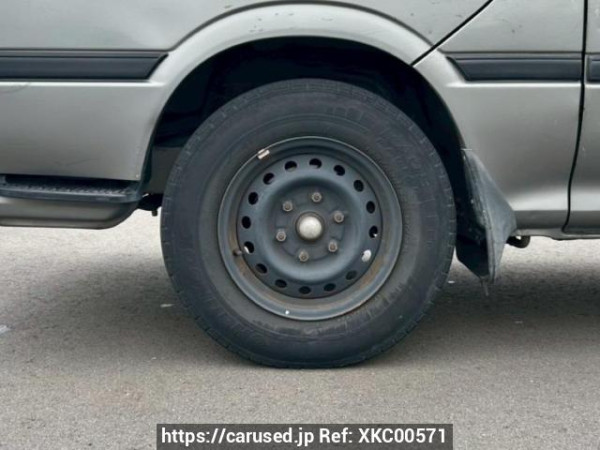 Used 2003 AT toyota regiusace-van TRH102V Image[28]