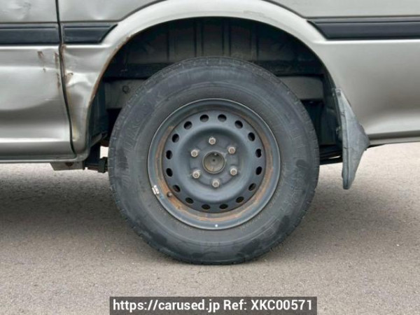 Used 2003 AT toyota regiusace-van TRH102V Image[30]