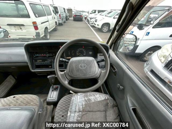 Used 2003 AT toyota regiusace-van RZH112V Image[19]