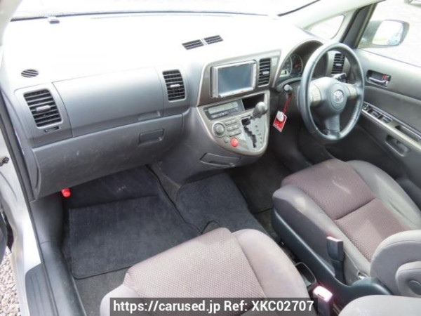 Used 2004 AT toyota wish ZNE10G Image[15]