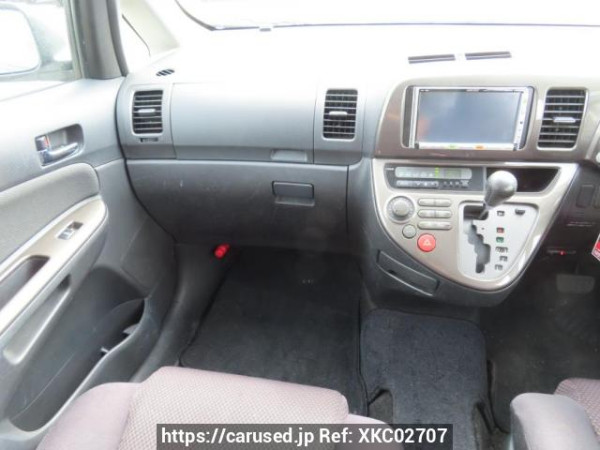Used 2004 AT toyota wish ZNE10G Image[21]