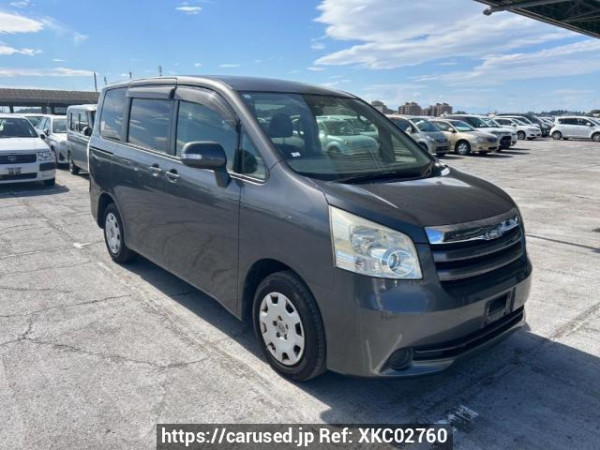 Used 2009 AT toyota noah ZRR70G Image[0]