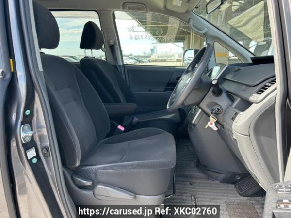 Used 2009 AT toyota noah ZRR70G Image[12]