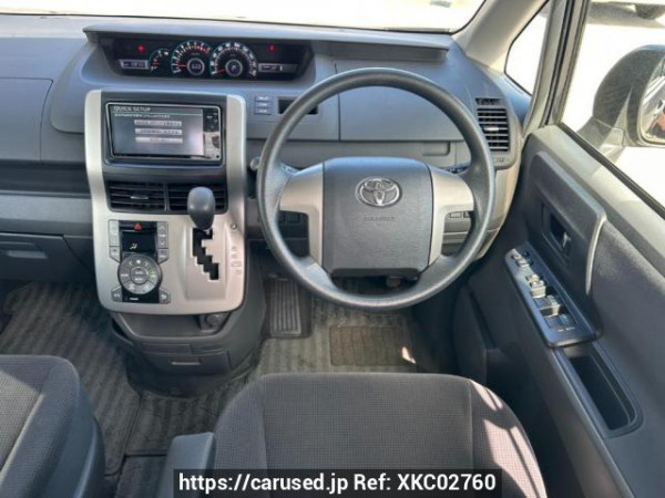 Used 2009 AT toyota noah ZRR70G Image[21]