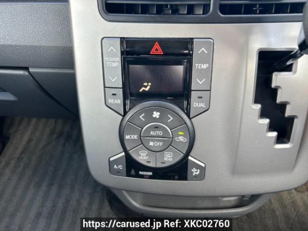 Used 2009 AT toyota noah ZRR70G Image[27]