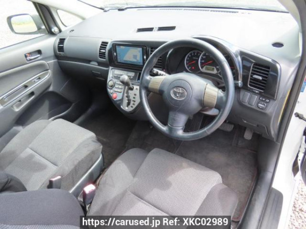 Used 2005 AT toyota wish ZNE10G Image[14]