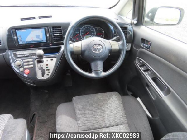 Used 2005 AT toyota wish ZNE10G Image[22]