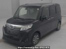 Toyota Roomy M900A