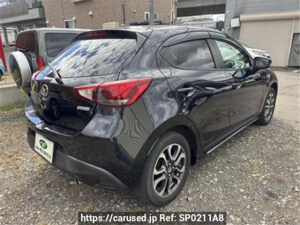 Used 2015 AT mazda demio DJ5AS Image[1]