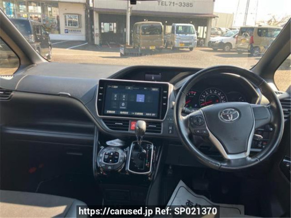 Used 2018 AT toyota noah ZRR80W Image[2]