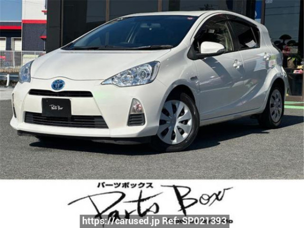Used 2012 AT toyota aqua NHP10 Image[0]