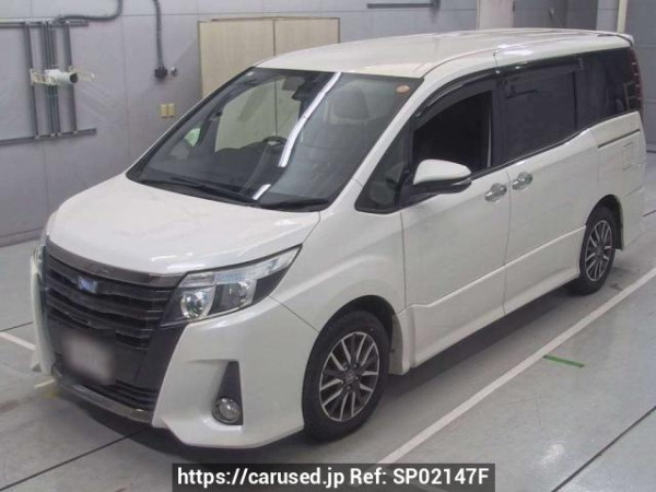 Used 2017 AT toyota noah ZRR80W Image[0]