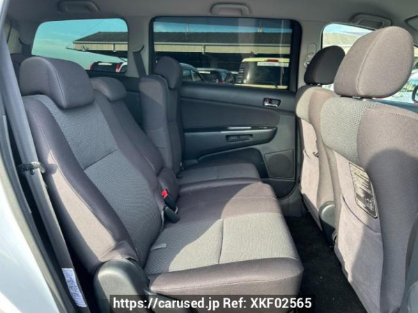 Used 2005 AT toyota wish ZNE10G Image[14]