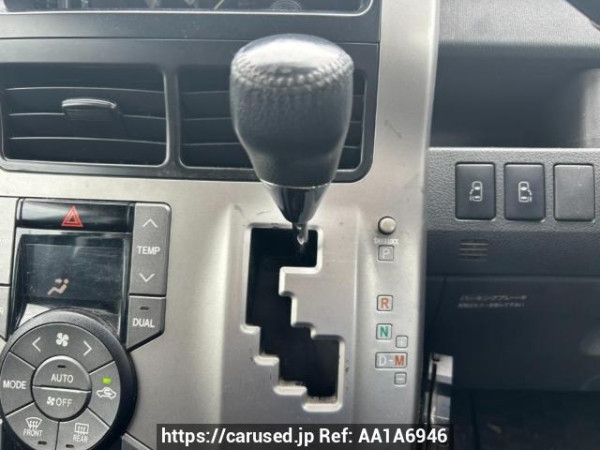 Used 2008 AT toyota voxy ZRR70W Image[25]