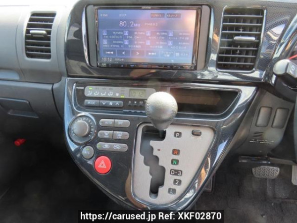 Used 2003 AT toyota wish ZNE10G Image[27]
