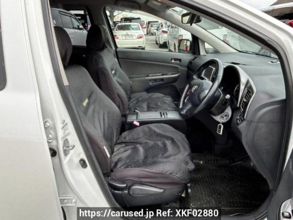 Used 2004 AT toyota wish ANE10G Image[12]