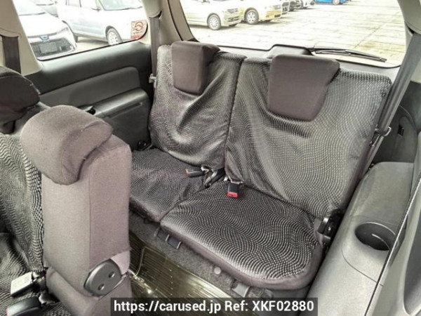 Used 2004 AT toyota wish ANE10G Image[15]