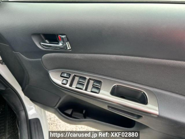 Used 2004 AT toyota wish ANE10G Image[18]