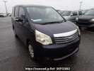 Toyota Noah ZRR75G