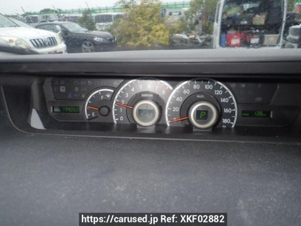 Used 2010 AT toyota noah ZRR75G Image[18]