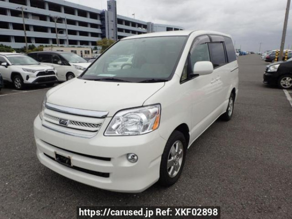 Used 2004 AT toyota noah AZR60G Image[2]