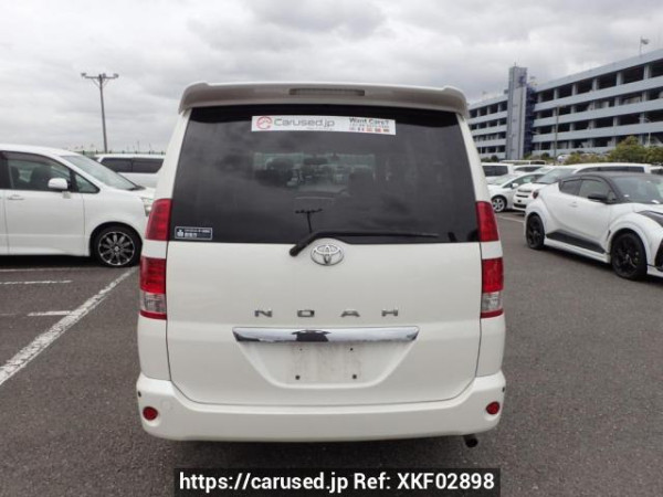 Used 2004 AT toyota noah AZR60G Image[4]