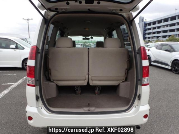 Used 2004 AT toyota noah AZR60G Image[6]