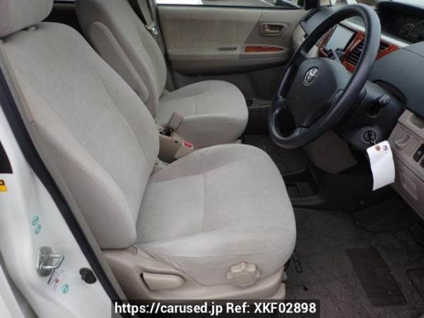 Used 2004 AT toyota noah AZR60G Image[10]