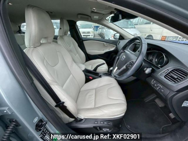 Used 2013 AT volvo v40 MB4164T Image[12]