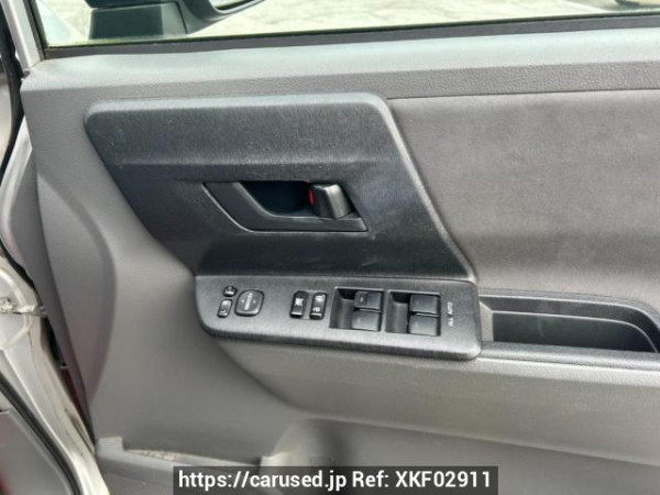 Used 2008 AT toyota noah ZRR70G Image[17]