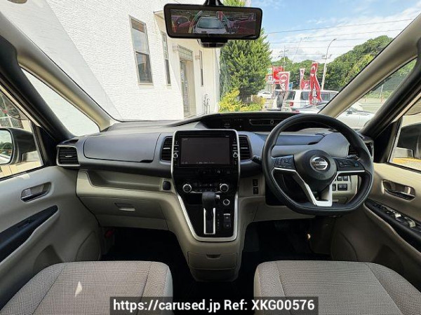 Used 2016 AT nissan serena DAA-GC27 Image[1]
