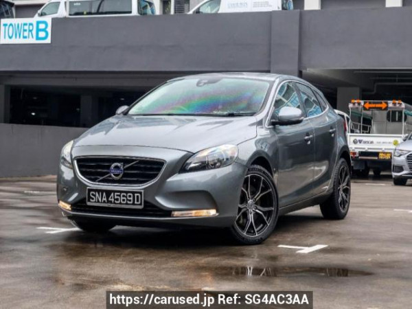 Used 2015 AT volvo v40 null Image[0]