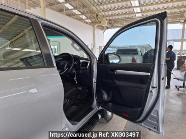 Used 2018 AT toyota hilux-revo GUN135R-DTTSHT Image[14]