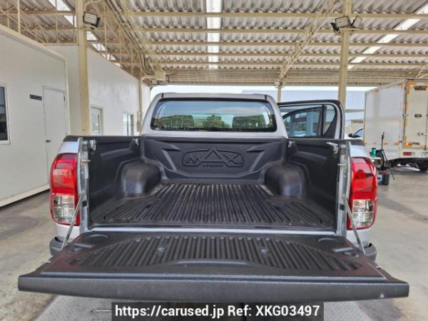 Used 2018 AT toyota hilux-revo GUN135R-DTTSHT Image[16]