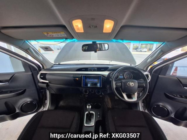 Used 2018 AT toyota hilux-revo GUN135R-DTTSHT Image[17]