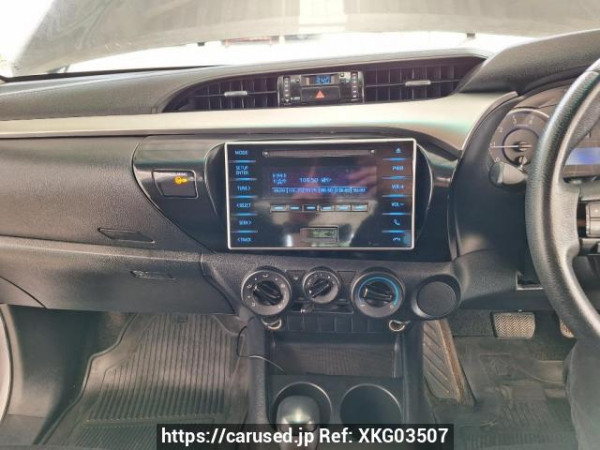 Used 2018 AT toyota hilux-revo GUN135R-DTTSHT Image[20]