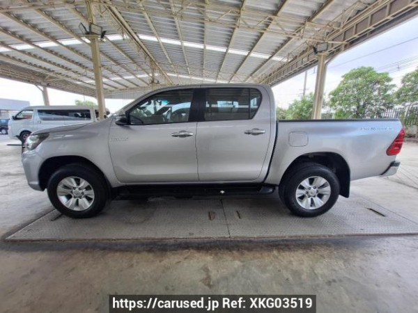 Used 2018 AT toyota hilux-revo GUN135R-DTTSHT Image[2]