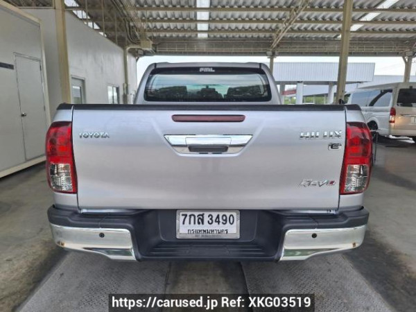 Used 2018 AT toyota hilux-revo GUN135R-DTTSHT Image[3]