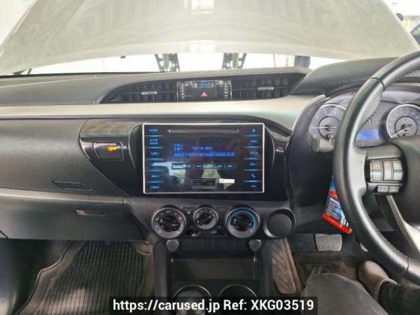 Used 2018 AT toyota hilux-revo GUN135R-DTTSHT Image[46]
