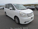 Toyota Noah ZRR70G