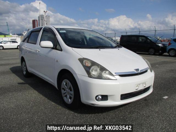 Used 2004 AT toyota wish ZNE10G Image[0]