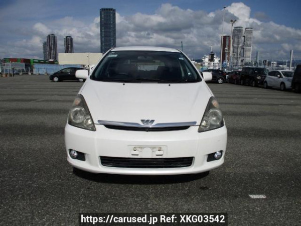 Used 2004 AT toyota wish ZNE10G Image[1]