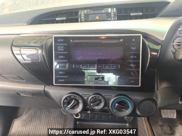 Used 2018 AT toyota hilux-revo GUN135R-DTTSHT Image[27]