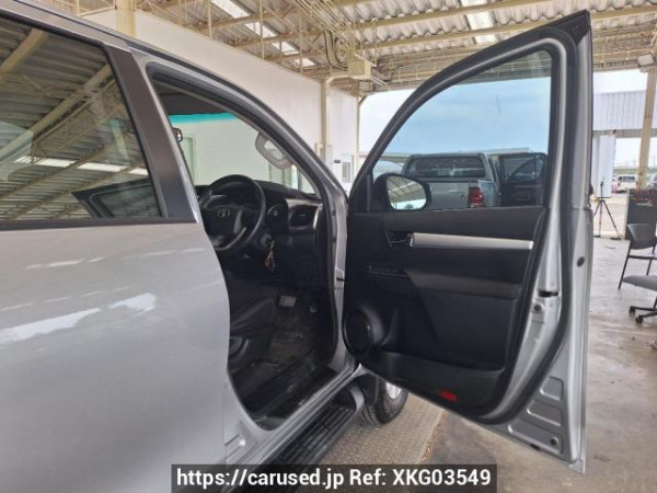 Used 2018 AT toyota hilux-revo GUN135R-DTTSHT Image[12]