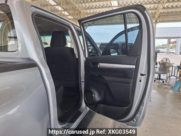 Used 2018 AT toyota hilux-revo GUN135R-DTTSHT Image[13]
