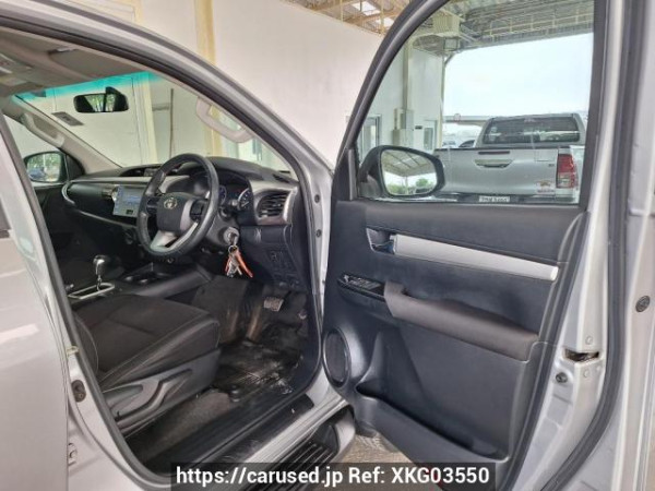 Used 2018 AT toyota hilux-revo GUN135R-DTTSHT Image[11]