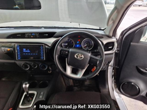 Used 2018 AT toyota hilux-revo GUN135R-DTTSHT Image[30]