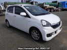 Daihatsu Mira e:S LA300S