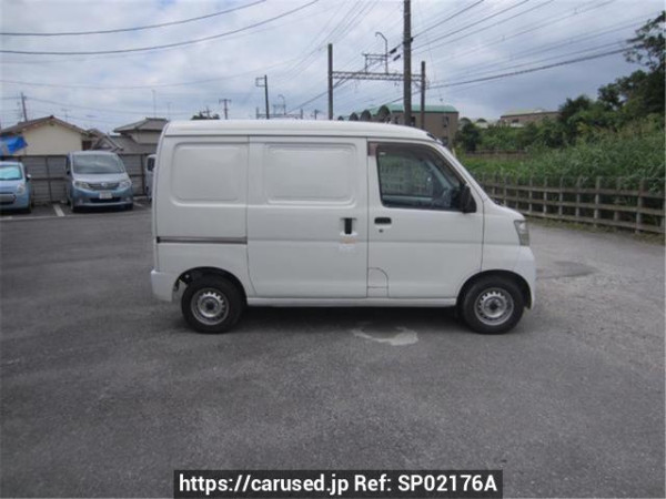 Used 2017 AT daihatsu hijet-cargo S331V Image[2]