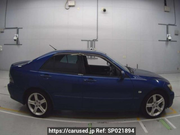Used 2002 MT toyota altezza GXE10 Image[2]